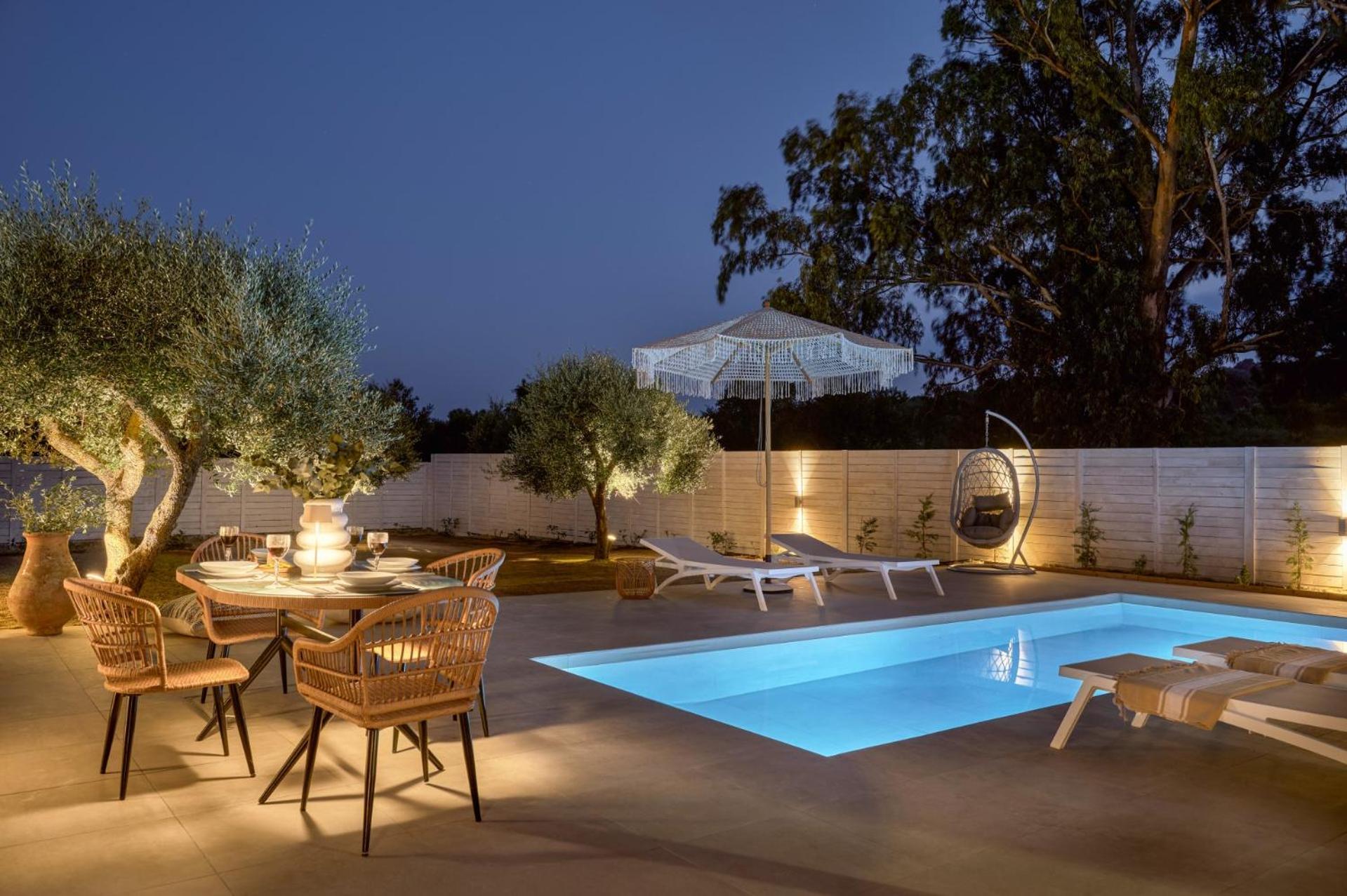 Villa Romas 1 By *